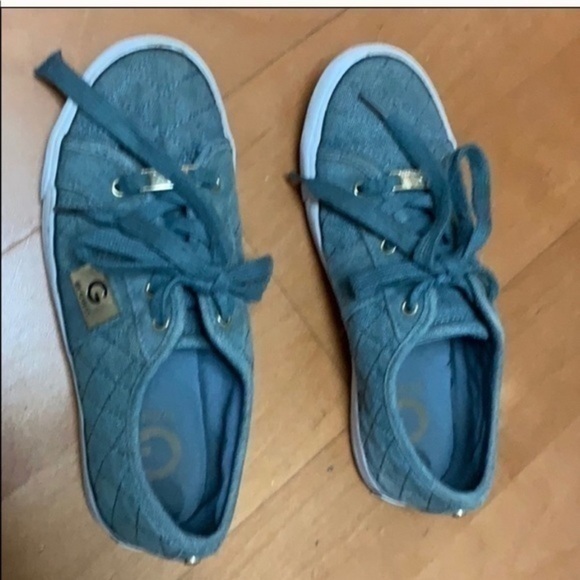 G by Guess Blue casual sneakers size 7M - Picture 2 of 8